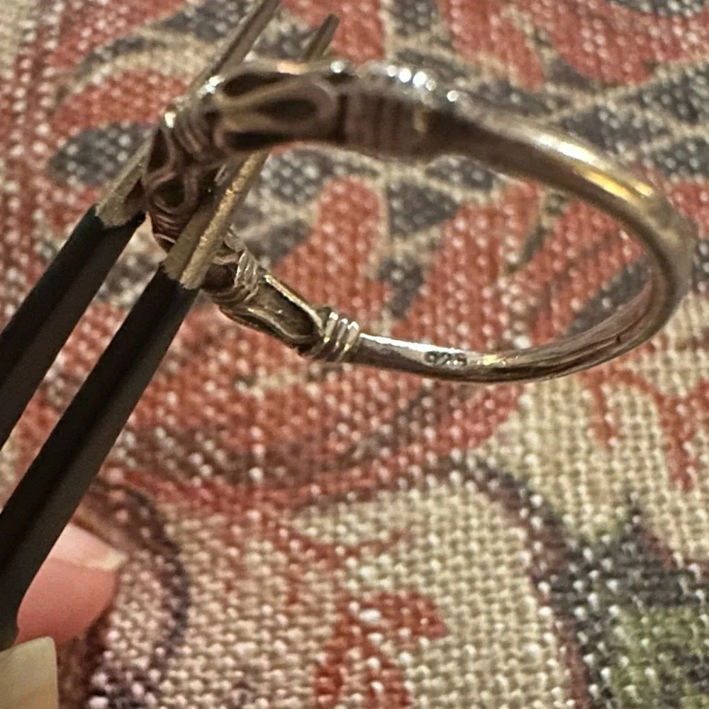 Elegant Silver Women's Ring